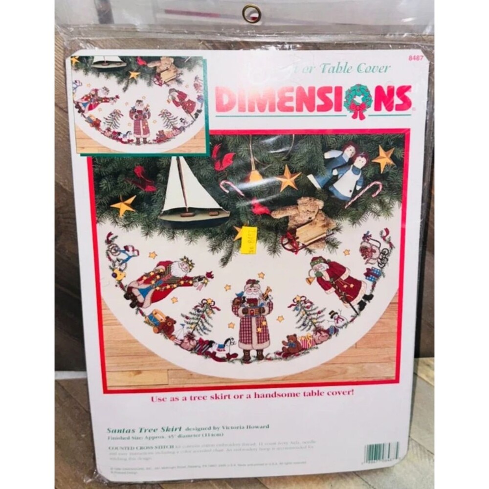 Vtg Dimensions Cross Stitch Kit #8487 Santas Tree Skirt Or Table Cover Sealed